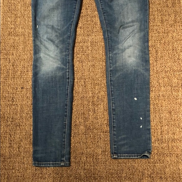 Distressed Jeans - Picture 2 of 7